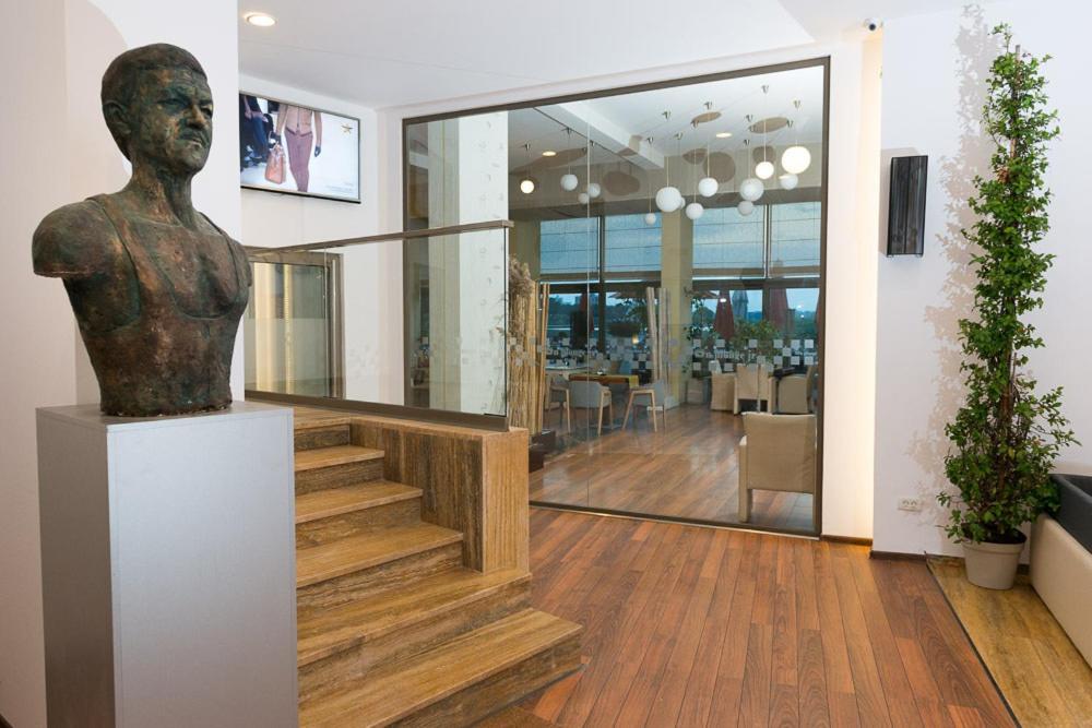 Hotel On Plonge Junior 4*